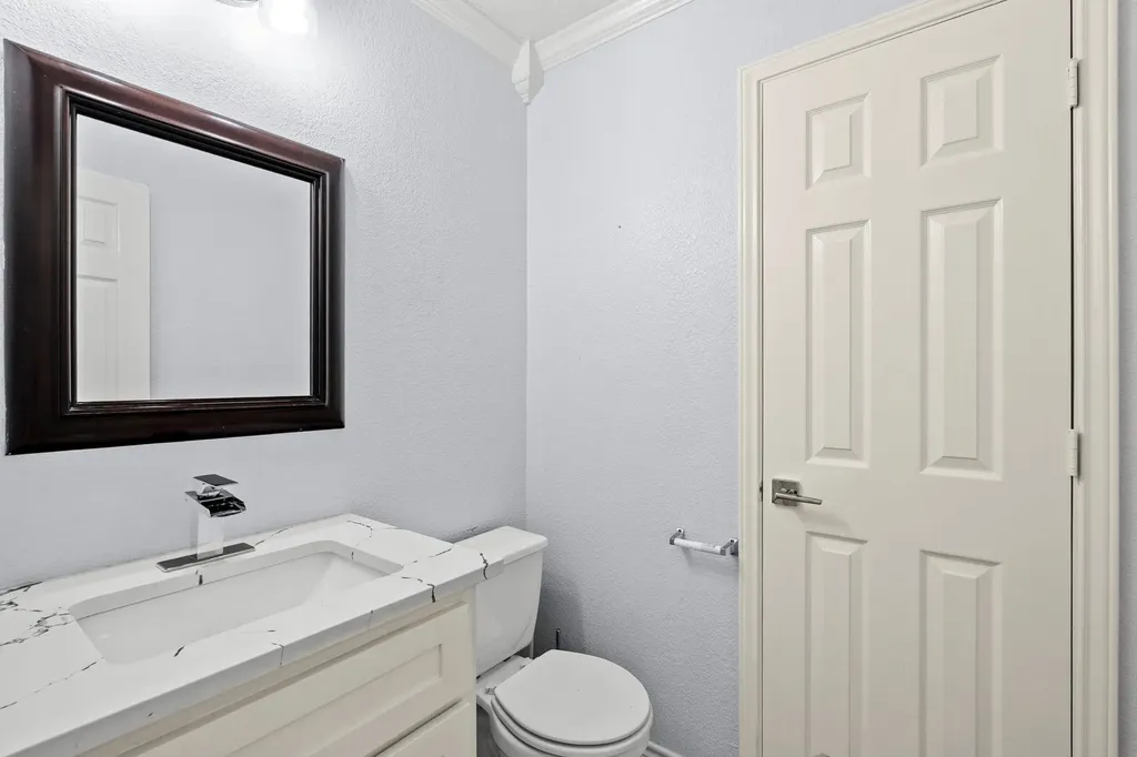 2706 Turtle River Drive Leander TX 78641