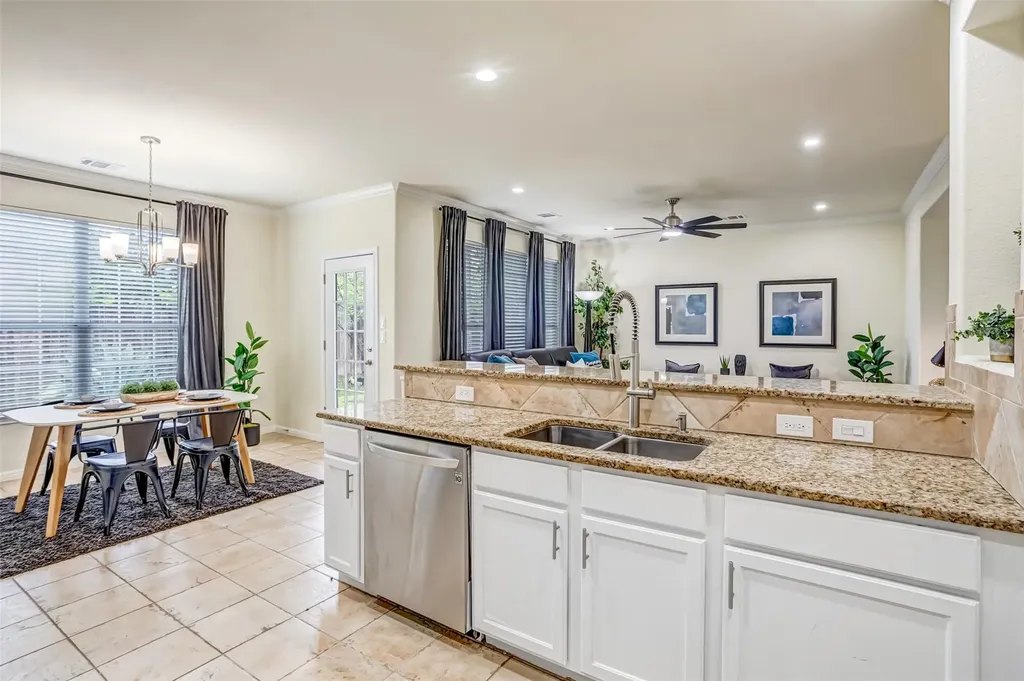6715 Windrift Way Austin TX 78745
