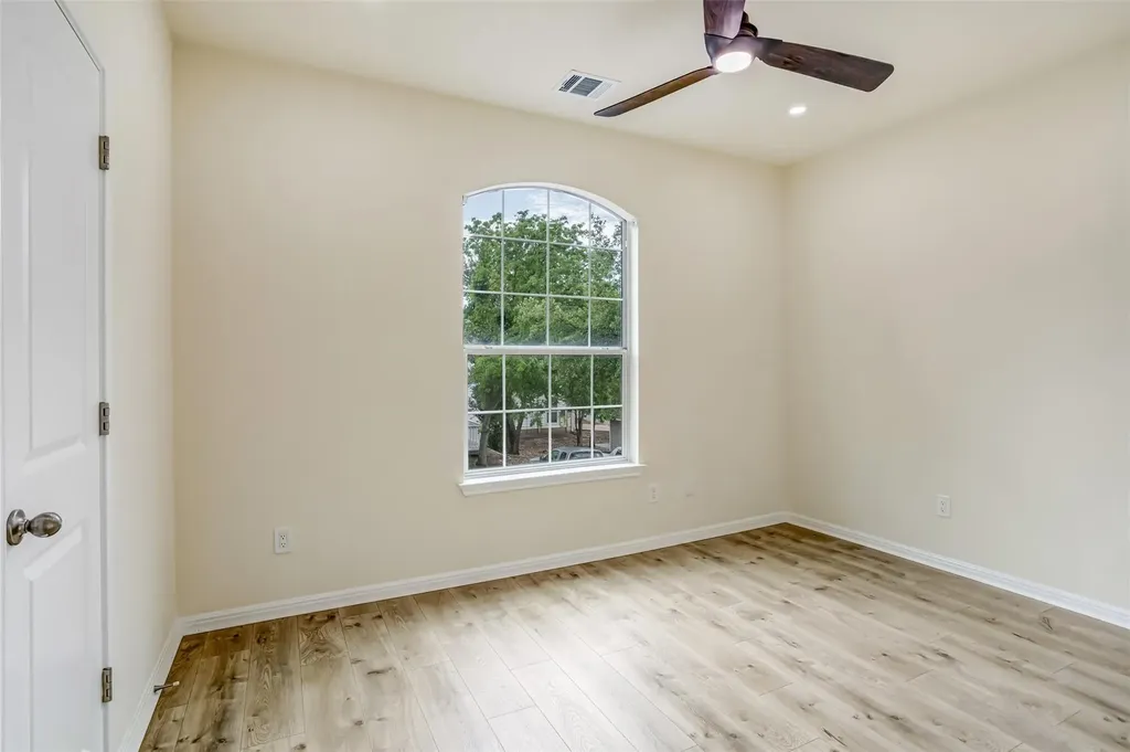 6715 Windrift Way Austin TX 78745