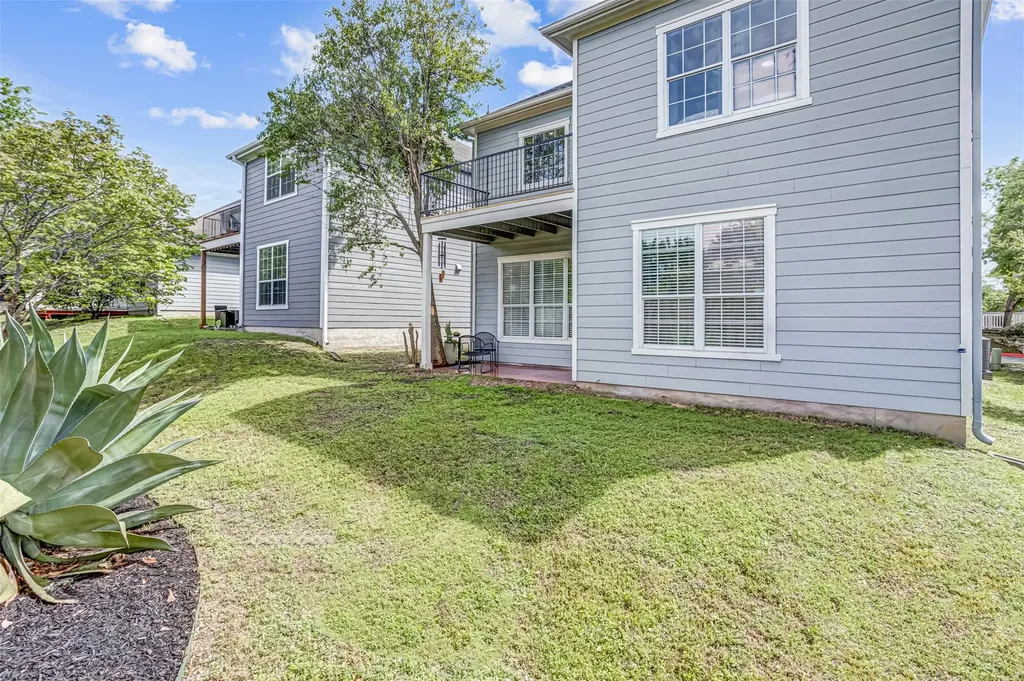 6715 Windrift Way Austin TX 78745