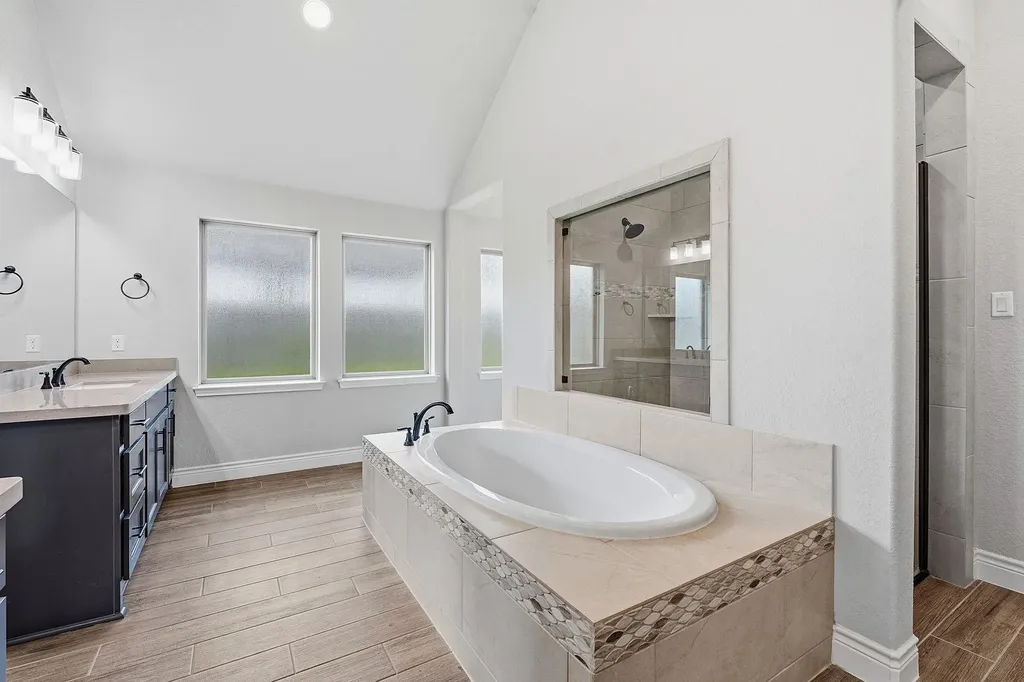 475 Desert Willow Way Austin TX 78737