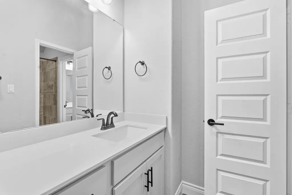 475 Desert Willow Way Austin TX 78737