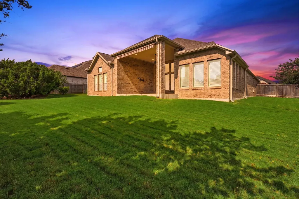 475 Desert Willow Way Austin TX 78737