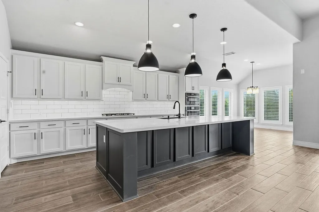 475 Desert Willow Way Austin TX 78737