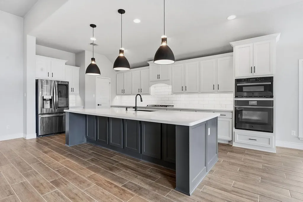475 Desert Willow Way Austin TX 78737