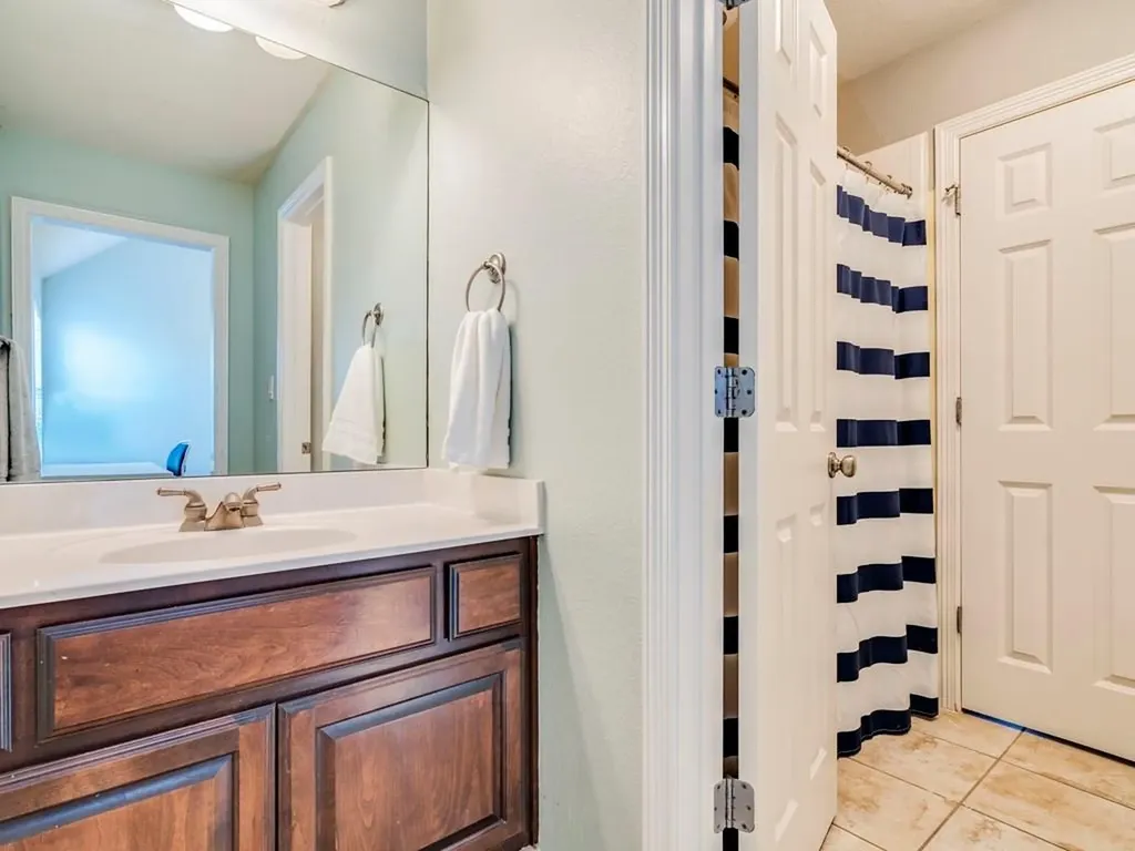 100 Empire Court Austin TX 78737
