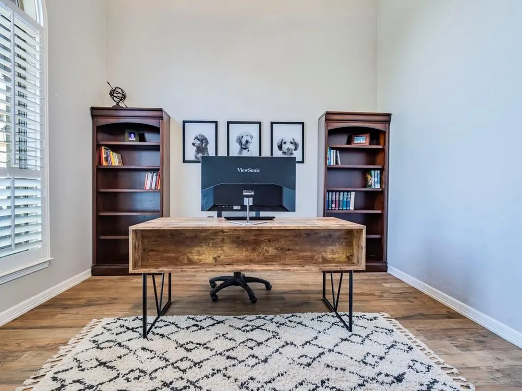100 Empire Court Austin TX 78737