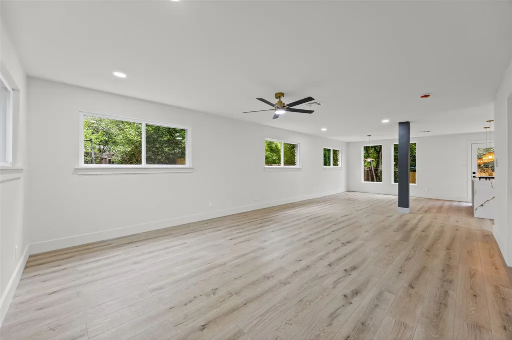 6005 Walnut Hills Drive Austin TX 78723