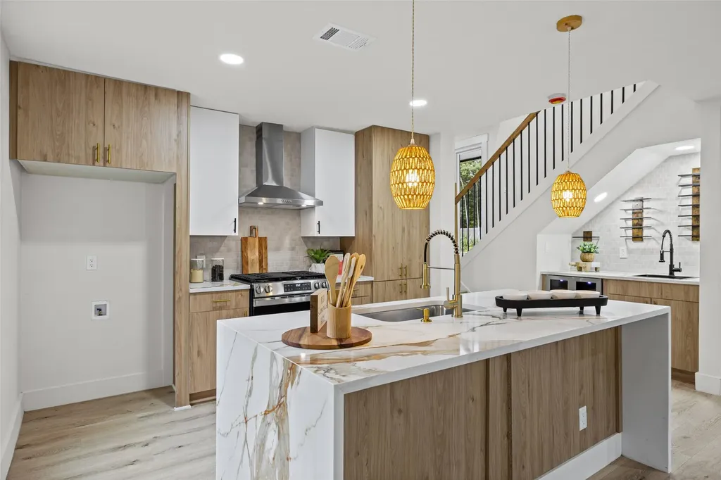 6005 Walnut Hills Drive Austin TX 78723