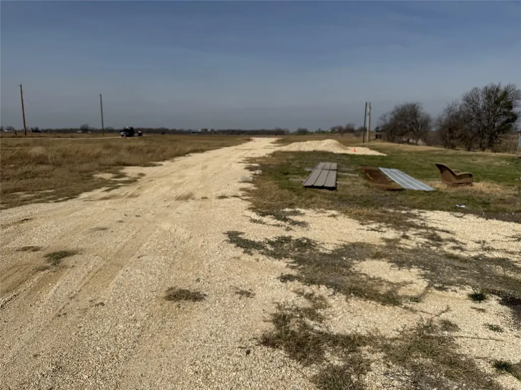 1301 Cr 419 Taylor TX 76574