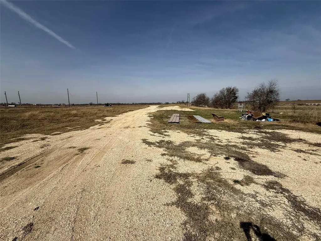 1301 Cr 419 Taylor TX 76574