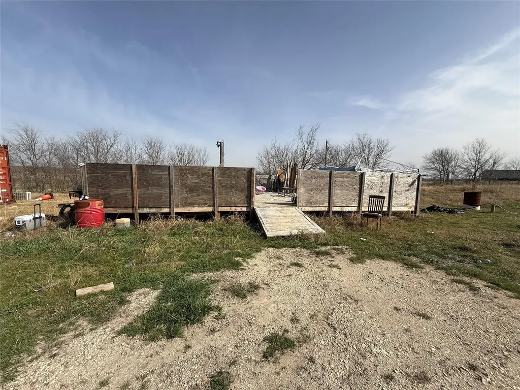 1301 Cr 419 Taylor TX 76574