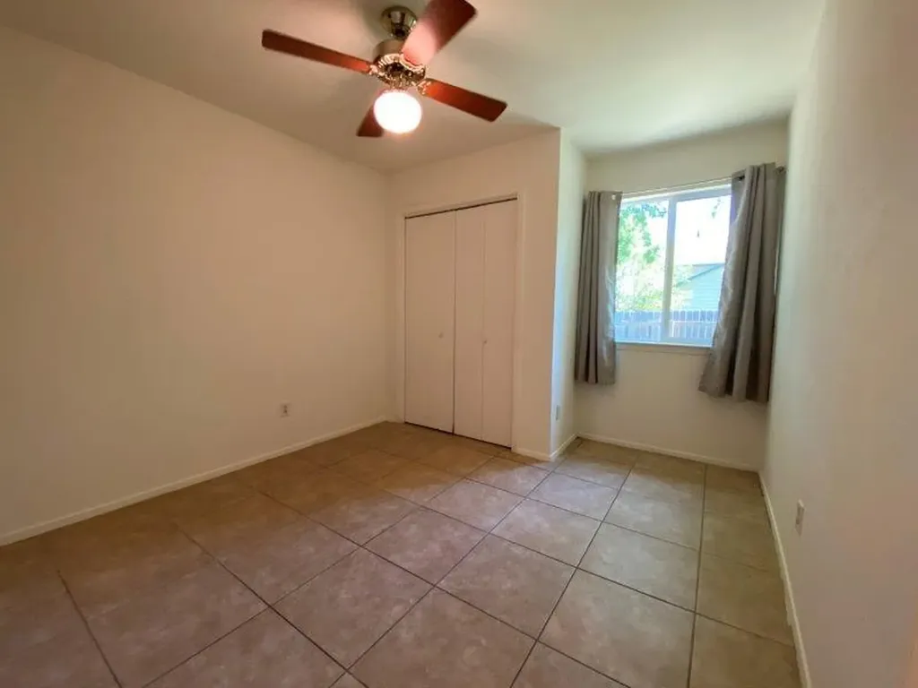 11902 Sunhillow Bend Austin TX 78758