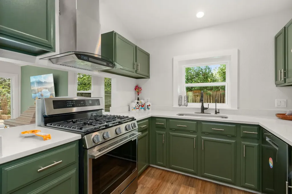 7900 Finch Trail Austin TX 78745