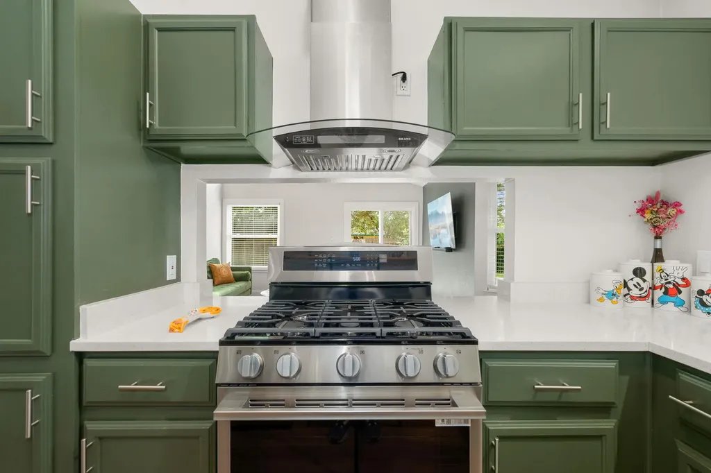 7900 Finch Trail Austin TX 78745