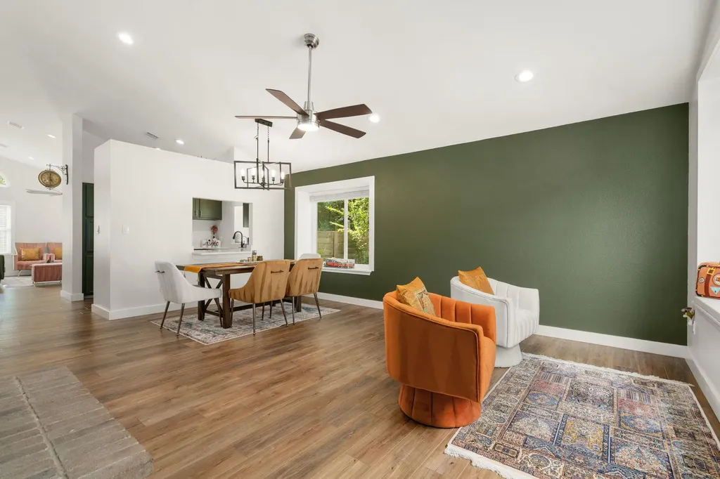 7900 Finch Trail Austin TX 78745