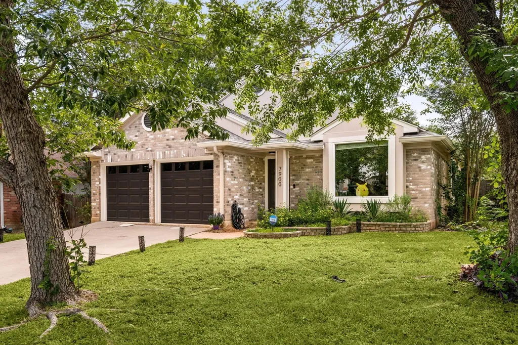 7900 Finch Trail Austin TX 78745