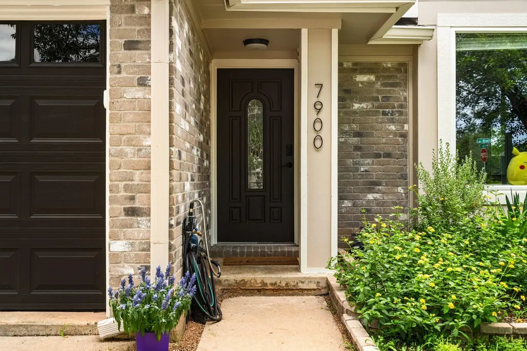 7900 Finch Trail Austin TX 78745