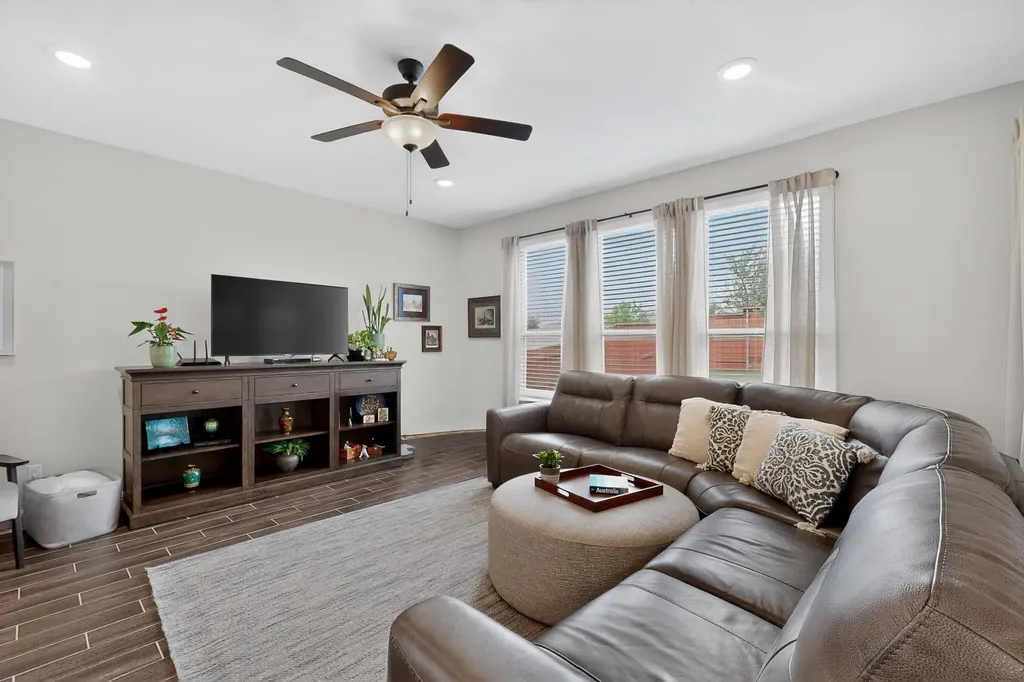 534 Grace Lilly Drive Buda TX 78610
