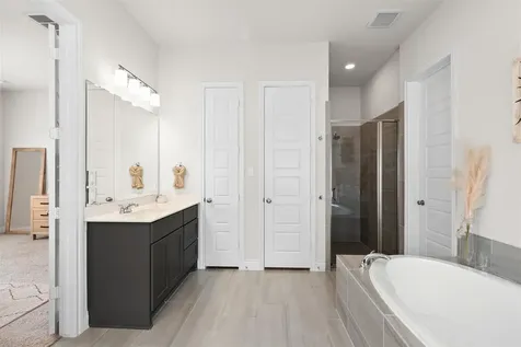 512 Monrovia Court Liberty Hill TX 78642
