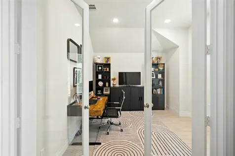 512 Monrovia Court Liberty Hill TX 78642