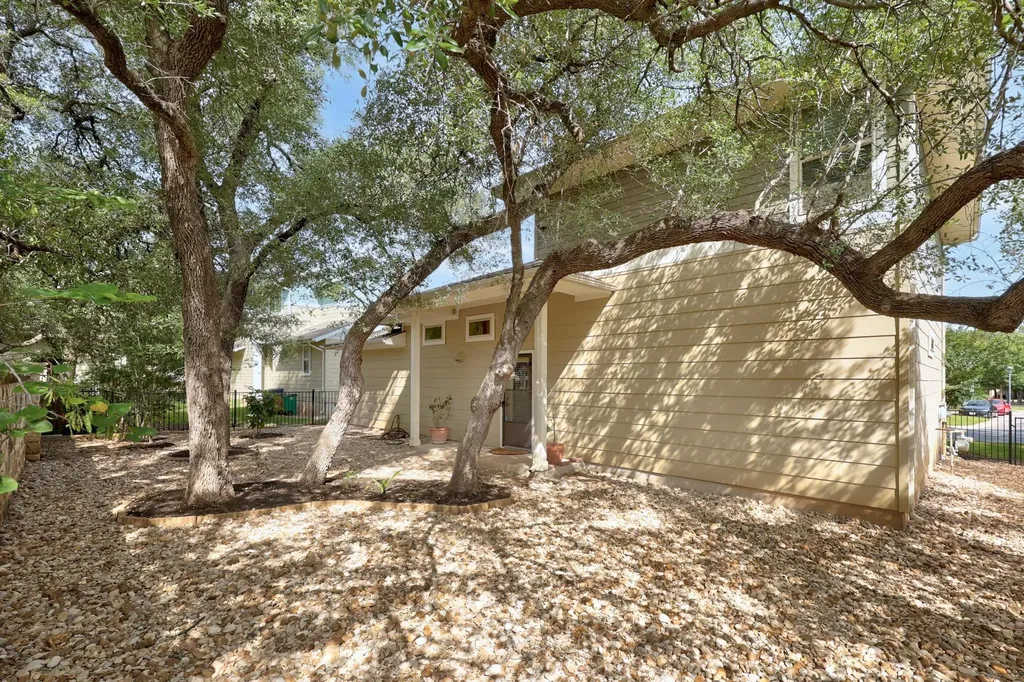 10905 Rock Island Drive Austin TX 78717
