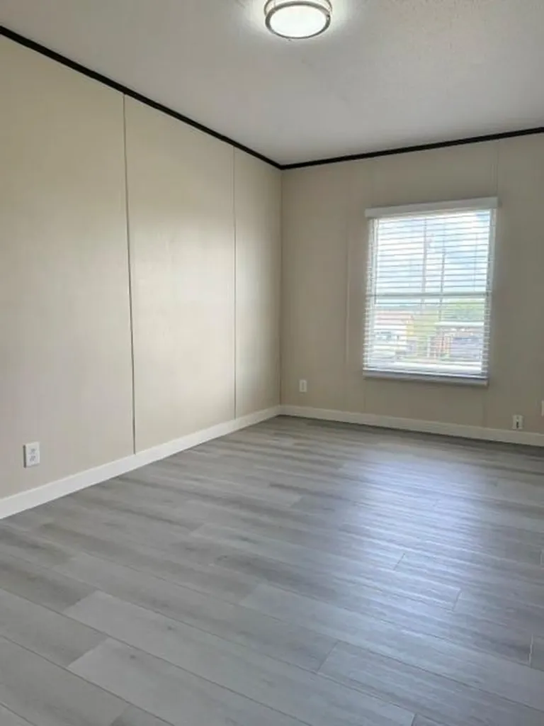 393 Duchess Pass Kyle TX 78640