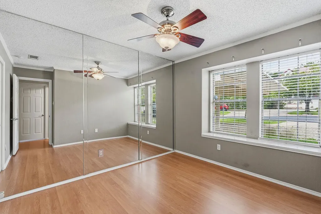 4305 Bonnell Vista Cove Austin TX 78731