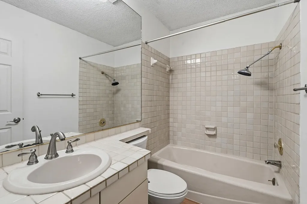 4305 Bonnell Vista Cove Austin TX 78731