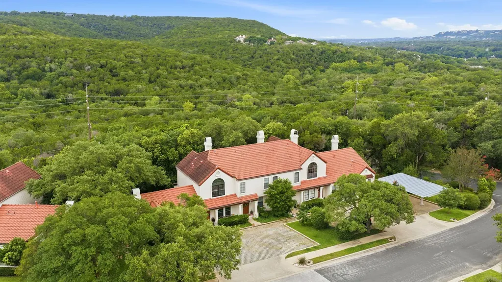 4305 Bonnell Vista Cove Austin TX 78731