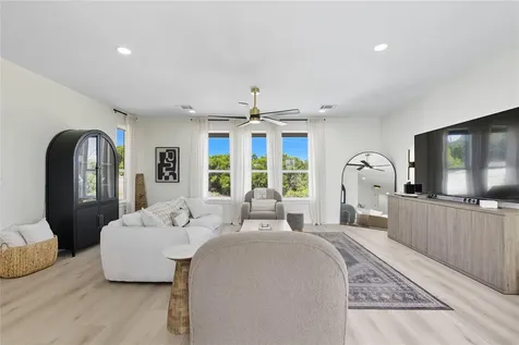8303 Tombstone Cove Lago Vista TX 78645