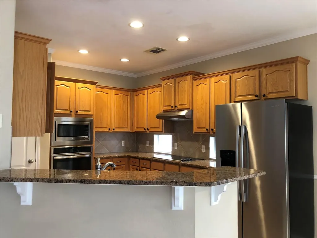 9013 Sautelle Lane Austin TX 78749