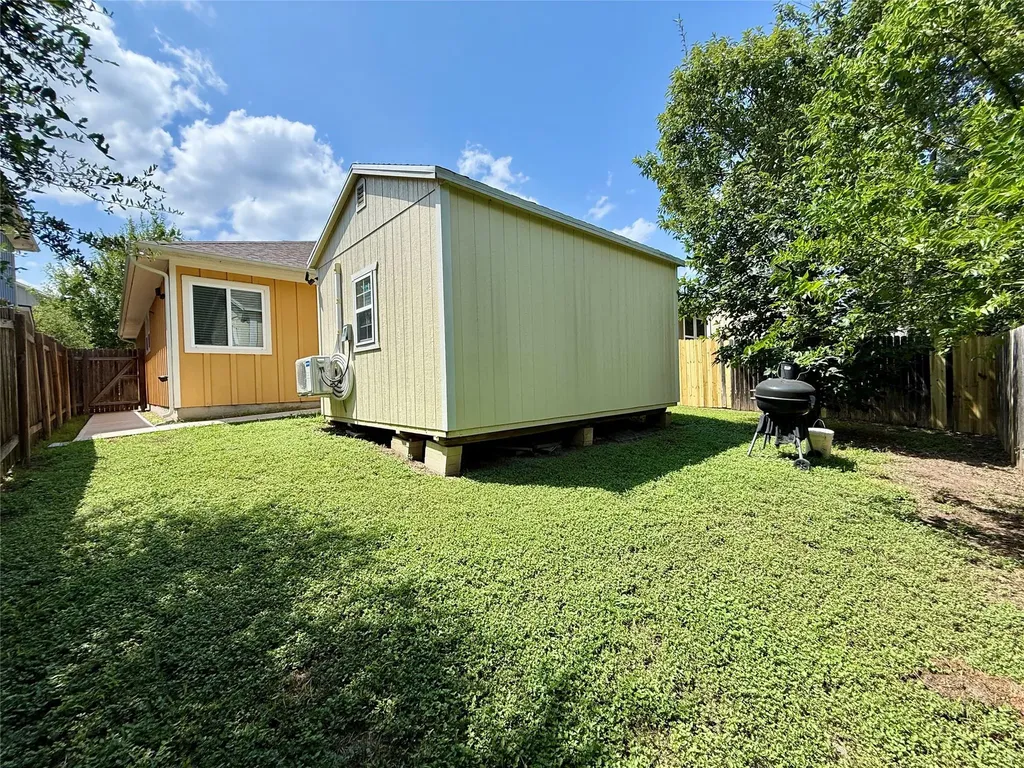 2711 Acopio Bend Austin TX 78745