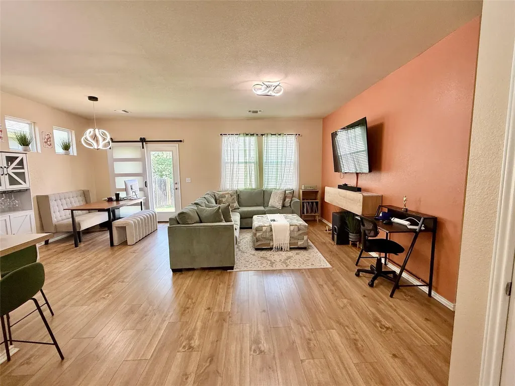 2711 Acopio Bend Austin TX 78745