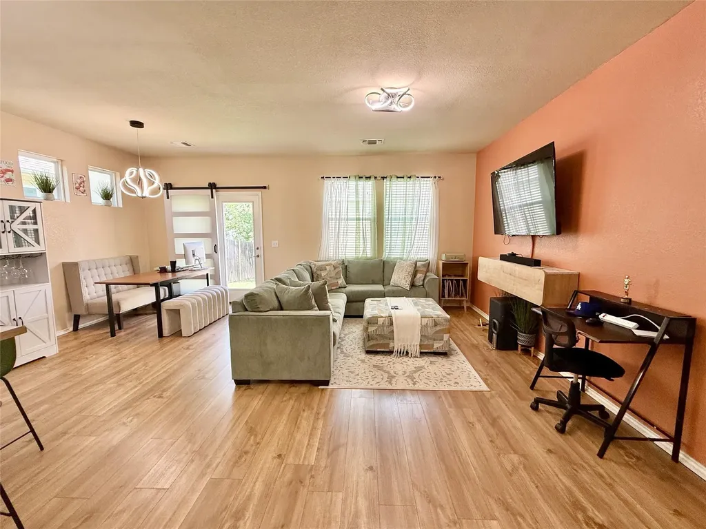 2711 Acopio Bend Austin TX 78745