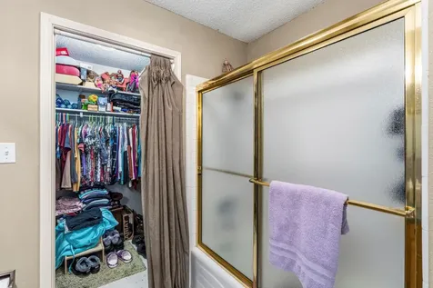 215 Harmons Way San Marcos TX 78666