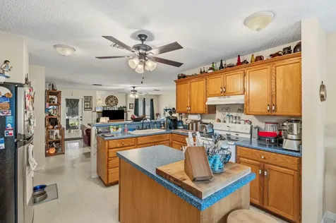 215 Harmons Way San Marcos TX 78666