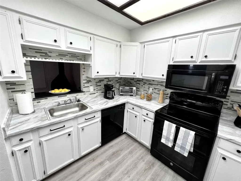 18801 Hogan Circle Lago Vista TX 78645