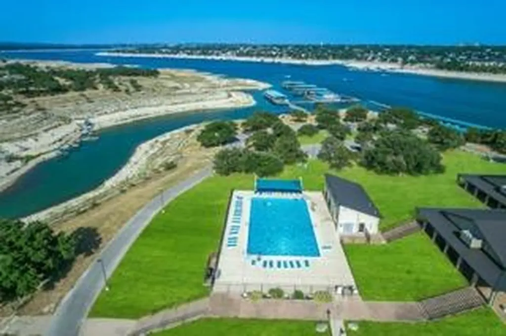 18801 Hogan Circle Lago Vista TX 78645