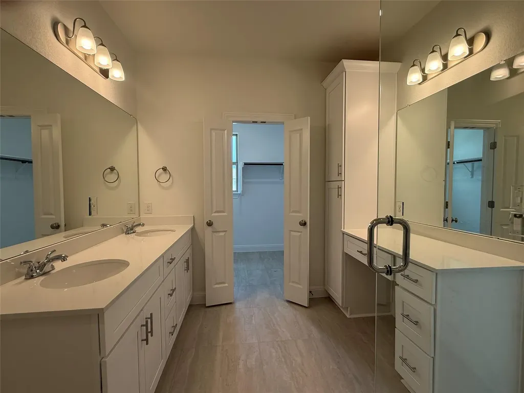 132 Tenny Lane Kyle TX 78640