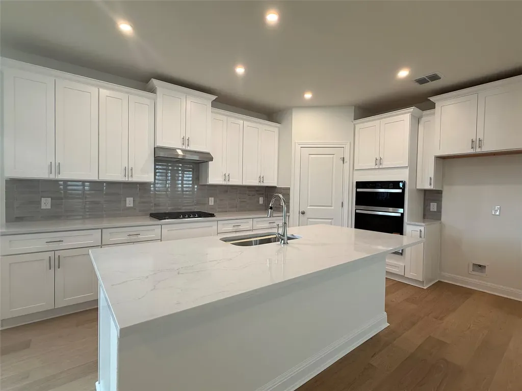 132 Tenny Lane Kyle TX 78640