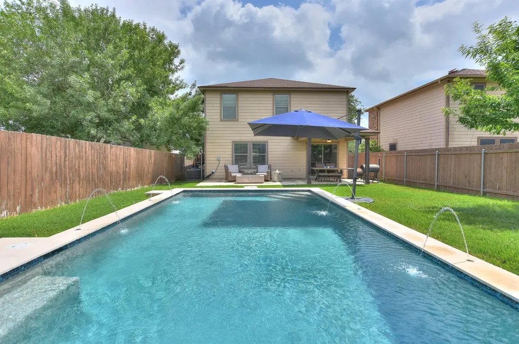74 Jan Lane Georgetown TX 78626