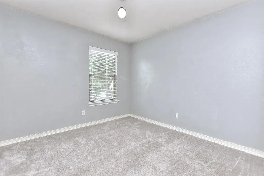 74 Jan Lane Georgetown TX 78626