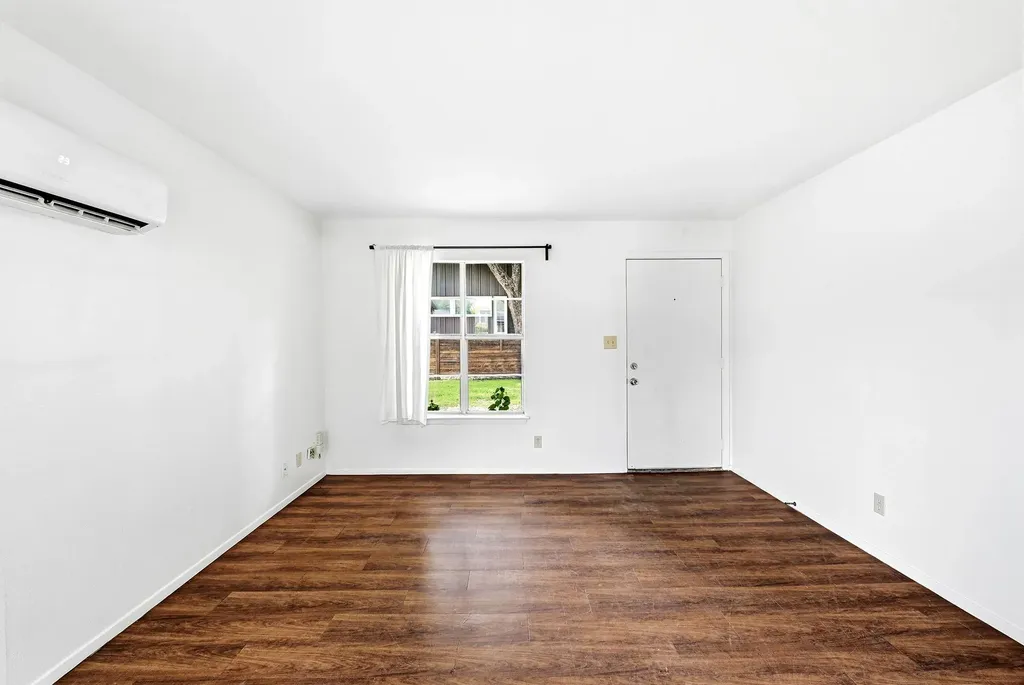 3604 Abbate Circle Austin TX 78721