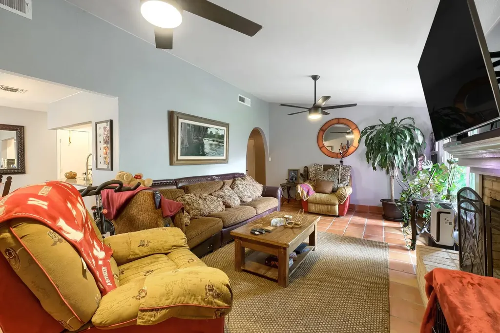 14130 Queensway Way San Antonio TX 78217