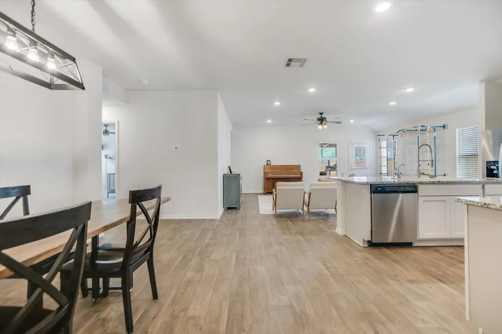 262 Sickle Loop Kyle TX 78640