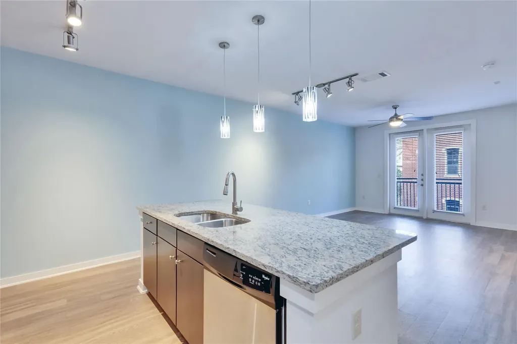 1900 Barton Springs Road Austin TX 78704