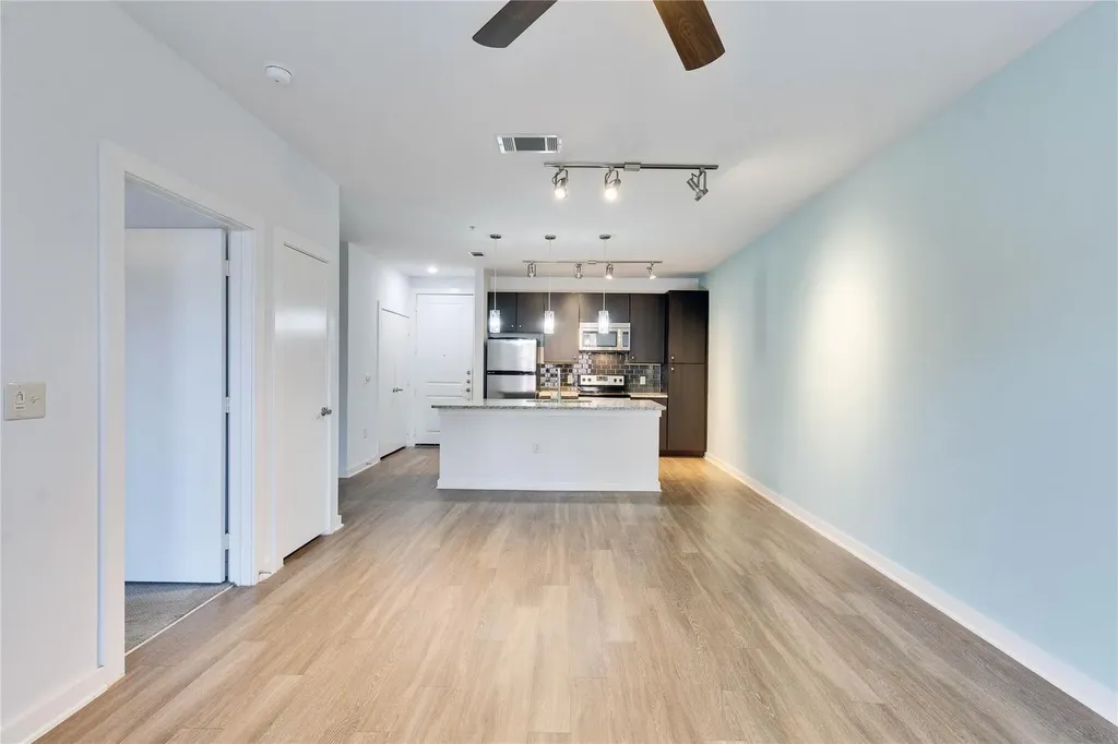 1900 Barton Springs Road Austin TX 78704