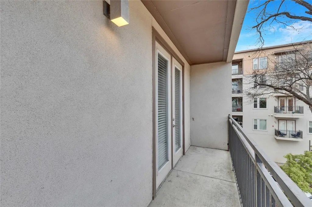 1900 Barton Springs Road Austin TX 78704