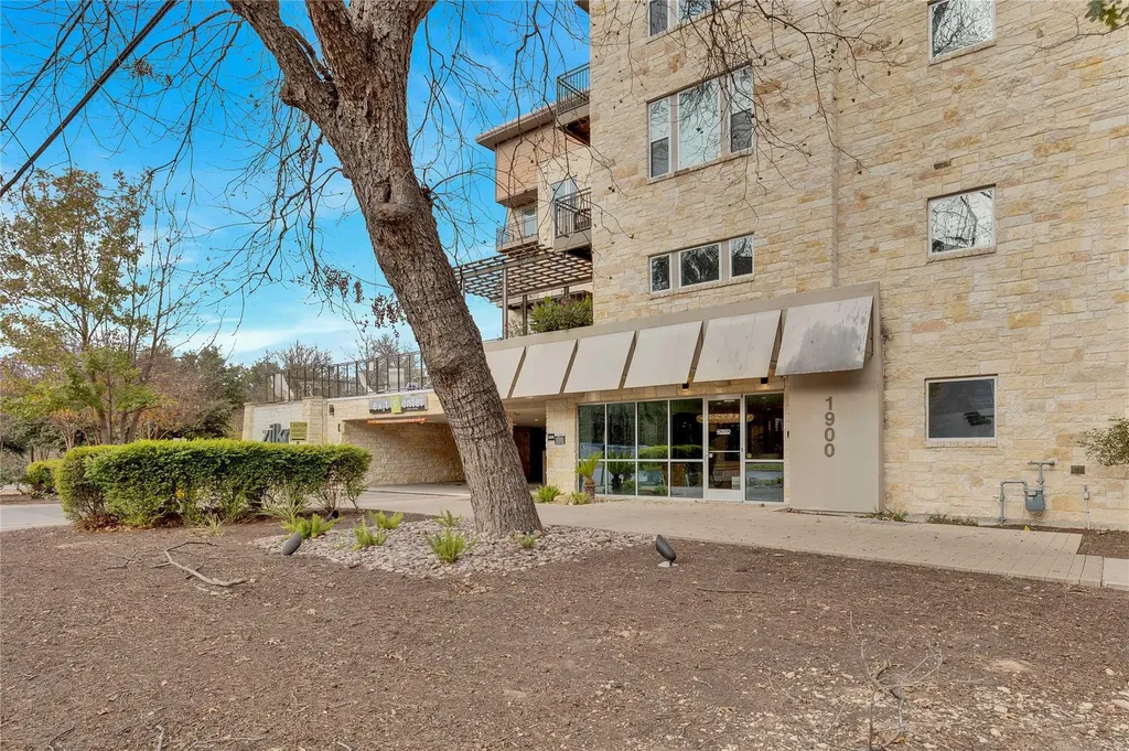 1900 Barton Springs Road Austin TX 78704
